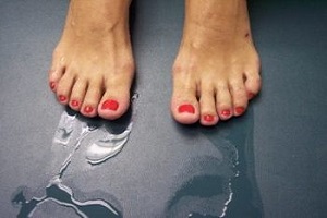 Хвороба мокрих шкарпеток