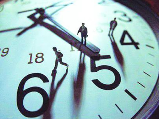 Із першими півнями. Важливість дотримання режиму дня