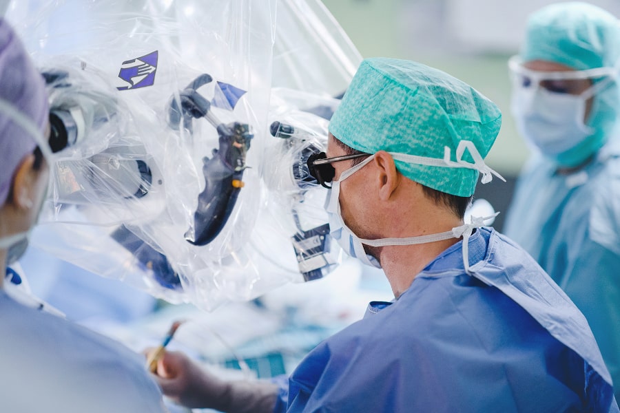 Нейрохирургия в медицинском центре Healthy&Happy