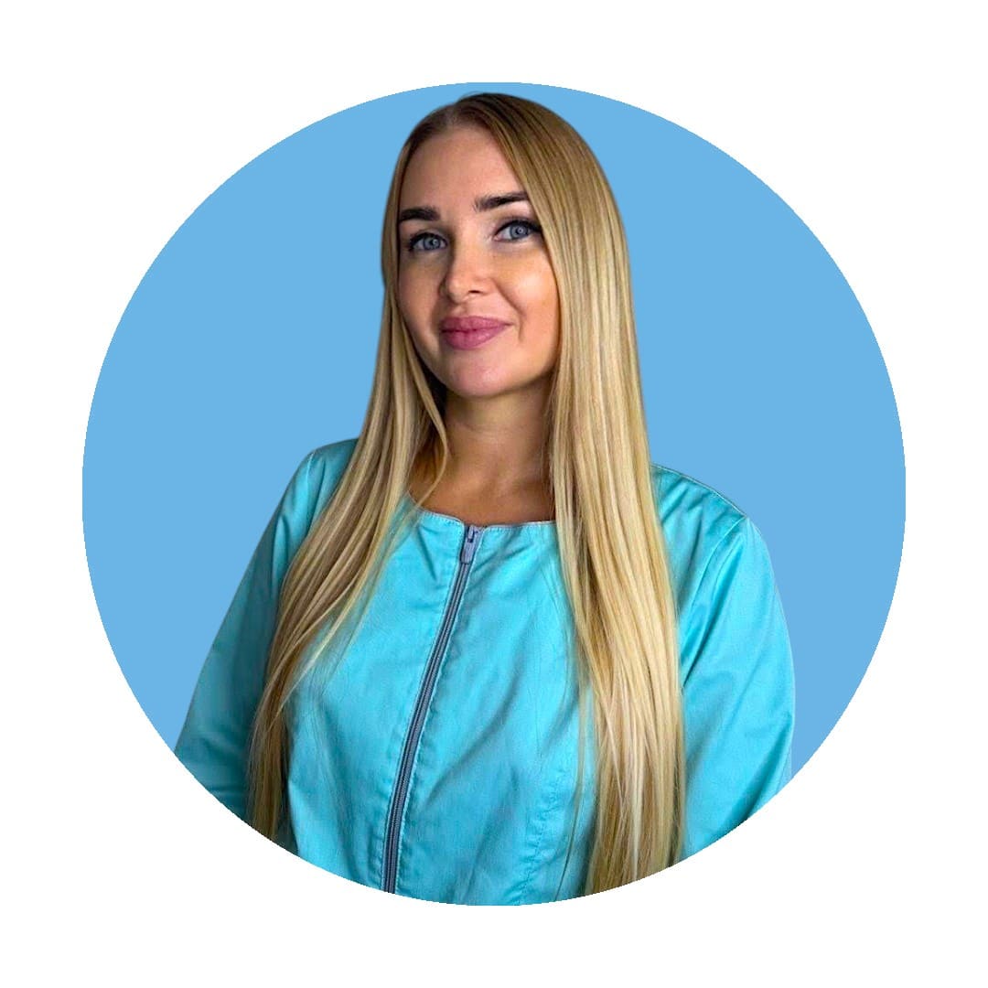 ЛЕШКОВИЧ Карина Геннадиевна